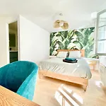 - Hyper-centre - En Duplex Ou Triplex - Wifi Fibre - Nouveau 尼奥尔