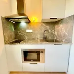 - Hyper-centre - En Duplex Ou Triplex - Wifi Fibre - Nouveau 尼奥尔