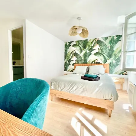 - Hyper-centre - En Duplex Ou Triplex - Wifi Fibre - Nouveau Niort