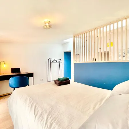 - Hyper-centre - En Duplex Ou Triplex - Wifi Fibre - Nouveau * Niort