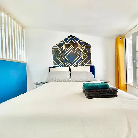 - Hyper-centre - En Duplex Ou Triplex - Wifi Fibre - Nouveau *