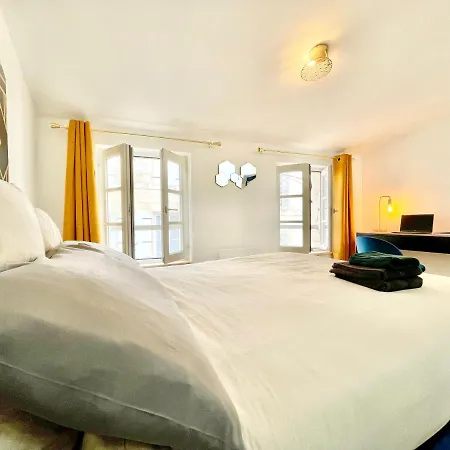 - Hyper-centre - En Duplex Ou Triplex - Wifi Fibre - Nouveau Apartment