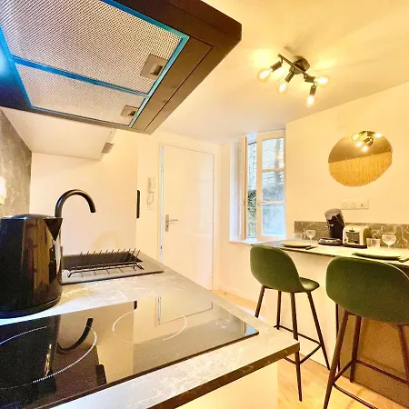 - Hyper-centre - En Duplex Ou Triplex - Wifi Fibre - Nouveau *