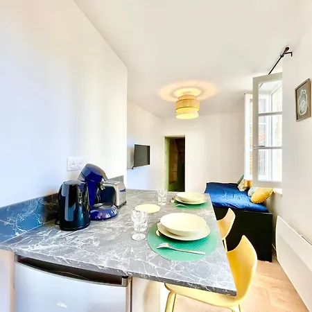 - Hyper-centre - En Duplex Ou Triplex - Wifi Fibre - Nouveau Apartment Niort