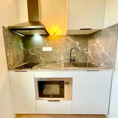 - Hyper-centre - En Duplex Ou Triplex - Wifi Fibre - Nouveau Niort