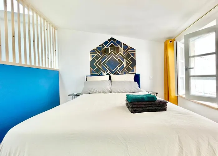 - Hyper-centre - En Duplex Ou Triplex - Wifi Fibre - Nouveau *