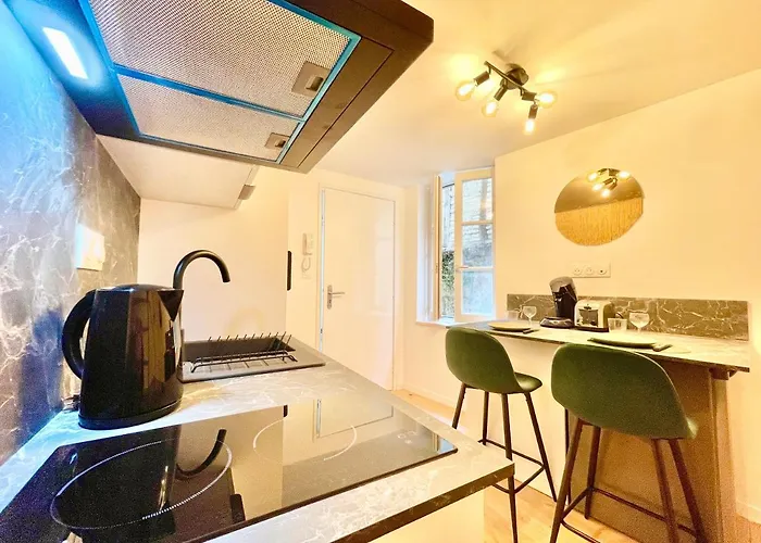 - Hyper-centre - En Duplex Ou Triplex - Wifi Fibre - Nouveau *