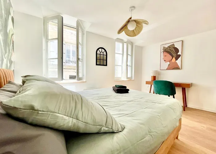 - Hyper-centre - En Duplex Ou Triplex - Wifi Fibre - Nouveau *